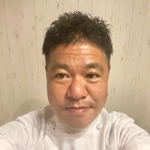 岡田 慎一 シェフ